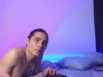 couple
        holy_taby_ cam image #175068