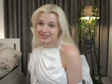 girl
        esmehathorne cam image #195978