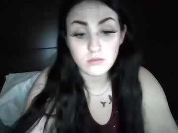 girl
        kk_jww cam image #50324