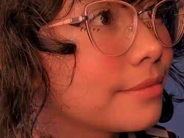 girl
        angelmoouth cam image #91821