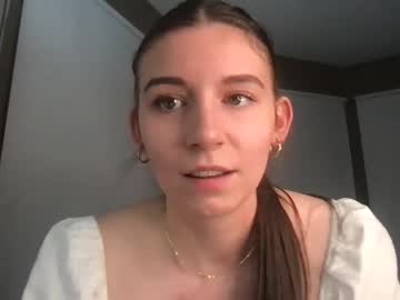 girl
        heidihotte cam image #76692