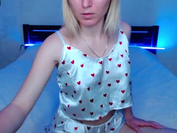girl Free Amateur Milf Sex Cam with kittycat__meow_