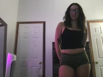 girl
        heyyitskhloe cam image #178211