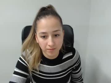 girl
        chloya_tqo cam image #36151