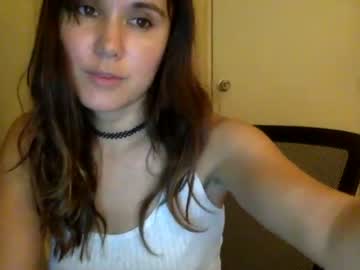 girl
        ericarae91 cam image #16712