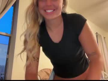 couple
        jojoxoxoxo cam image #175725