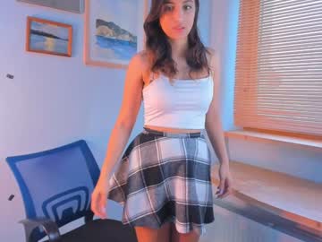 girl
        kathleenlogan cam image #220662