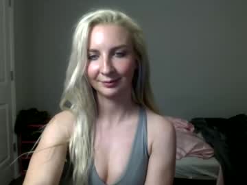 girl
        littlelanaxo cam image #153615