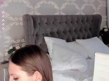 girl
        lonerdi cam image #112290