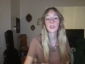 girl
        sugahbunny cam image #22686