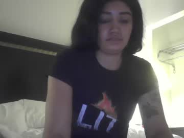 girl Free Amateur Milf Sex Cam with nikki_graves
