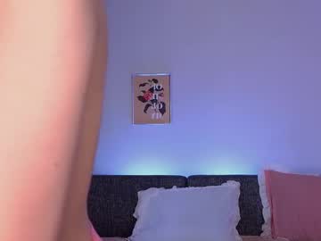 girl
        stella_blum cam image #253095