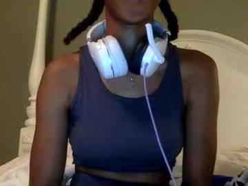 girl
        celenegoddess888 cam image #110737