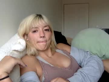 girl
        applebottomannie cam image #173532