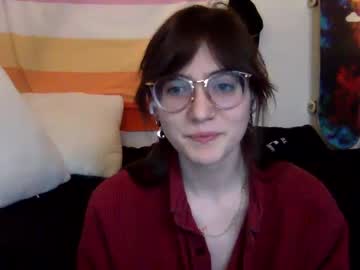 girl
        verryreign cam image #236641