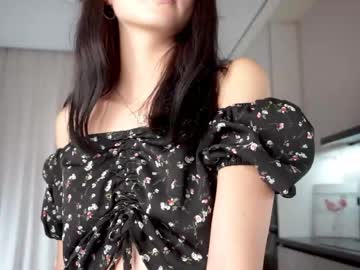 girl
        fancyash cam image #188722