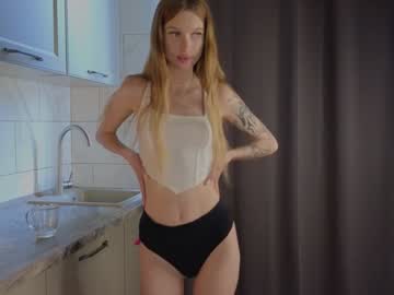 girl
        anitaholmes cam image #184329