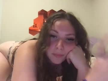 girl
        kbanks1212 cam image #110022