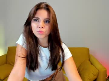 girl Free Amateur Milf Sex Cam with amily_vans