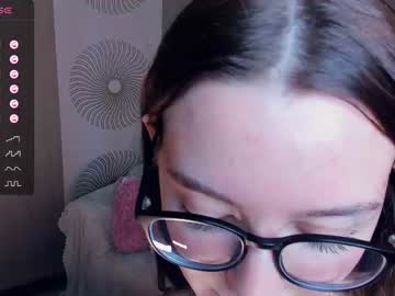 girl Free Amateur Milf Sex Cam with summer_rrain