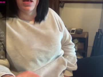 girl
        lonelylover2021 cam image #42597