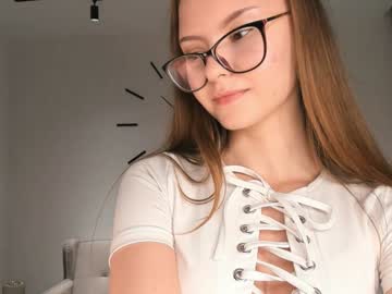 girl
        gemmacockayne cam image #193253
