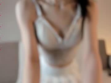 girl Free Amateur Milf Sex Cam with elwynagreaves