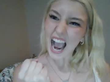 girl
        abbiewhite cam image #232459