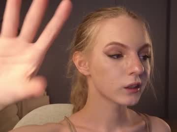 girl Free Amateur Milf Sex Cam with darlenebones