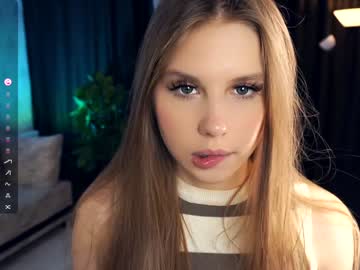 girl
        dawnherrick cam image #219622
