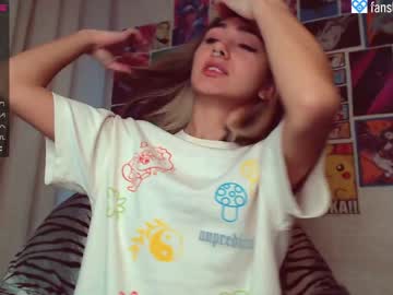 girl
        aleksssasinger cam image #36437