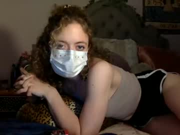 girl
        sweetmarie223 cam image #156962