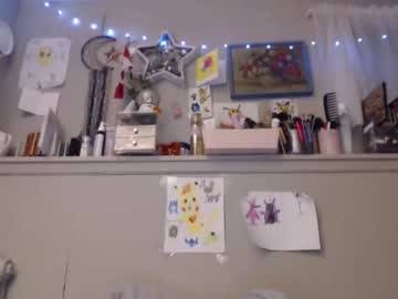 girl
        nawtymimi cam image #35568