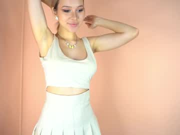 girl
        telladreamer_ cam image #188482