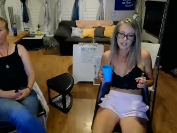 couple
        bjvibez cam image #162448