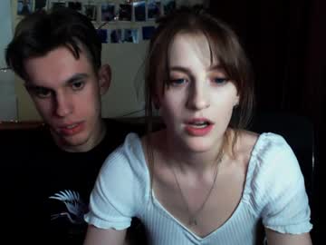 couple
        dead_insidee cam image #76018
