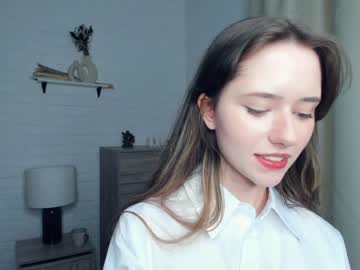 girl
        gina_gracia cam image #144092
