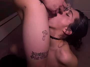 couple
        histrix cam image #178604