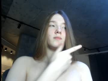girl
        mysat cam image #23113