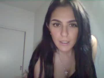 girl
        ariachasee cam image #62068