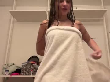 girl
        beccasaturn cam image #183454