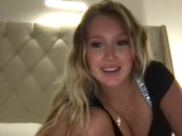 girl
        sophievip cam image #244719