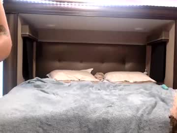 couple
        allykinkjay cam image #175507