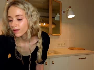 girl
        but_not_for_freeeeee cam image #212761