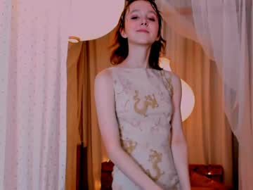 girl
        hailiemills cam image #19104