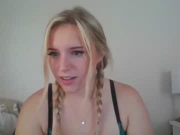 girl
        dumb_blonde69 cam image #98741