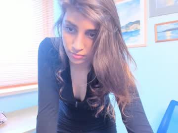 girl
        kathleenlogan cam image #221333