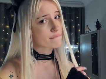girl
        erleneganter cam image #141476