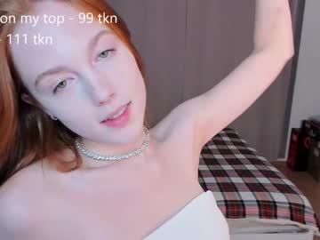 girl
        mollybellx cam image #106060