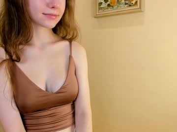 girl
        maryrogersa cam image #109216